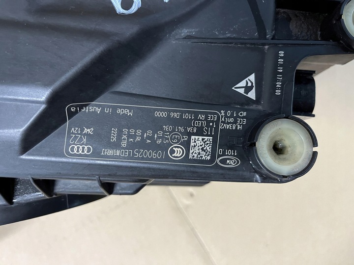 фото №11, Audi q3 83a лампа правые перед полный led 83a94134