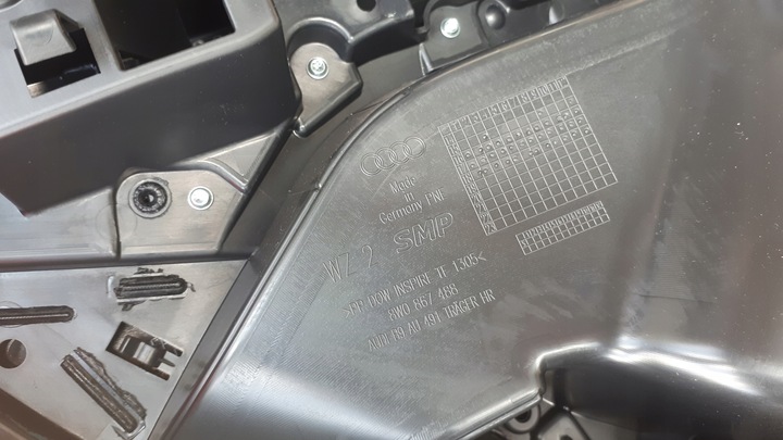 фото №11, A4 b9 8w s4 боковина дверь правые зад алькантара