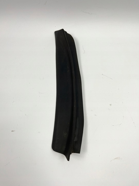 фото №1, Защита прокладка правая бампера заднего зад mercedes w124 1248850623