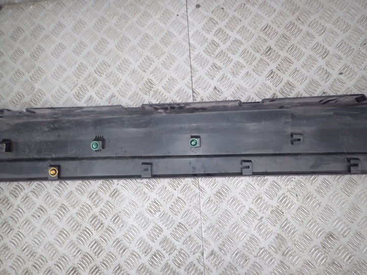 фото №6, Maserati levante планка порогова накладка права rh 670040336 n16