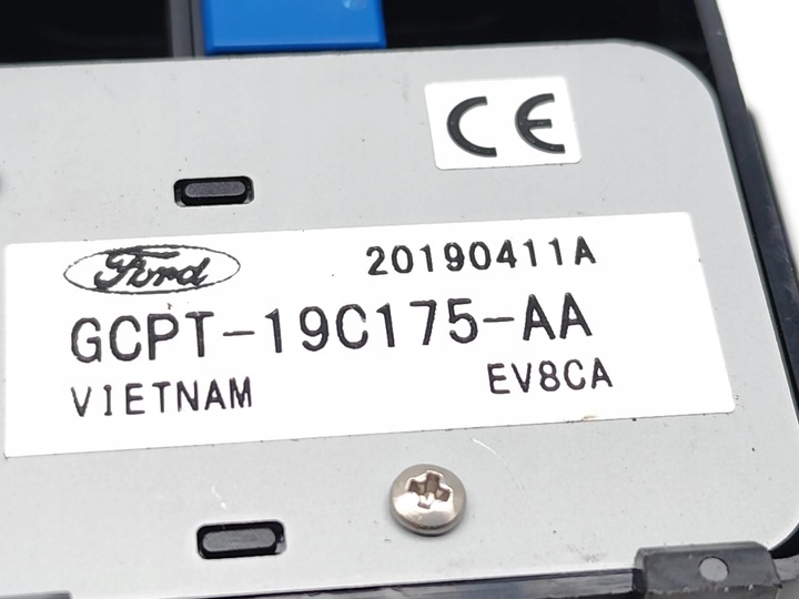 фото №7, Ford kuga антена gps 2019 suv 4/5dr gcpt-19c175-aa 20190411a 14-19