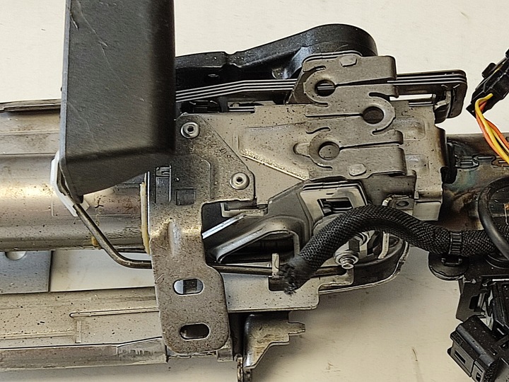 фото №7, Колонка рулевая citroen c3 b618 з 2017 года 98357048zd 9823194477