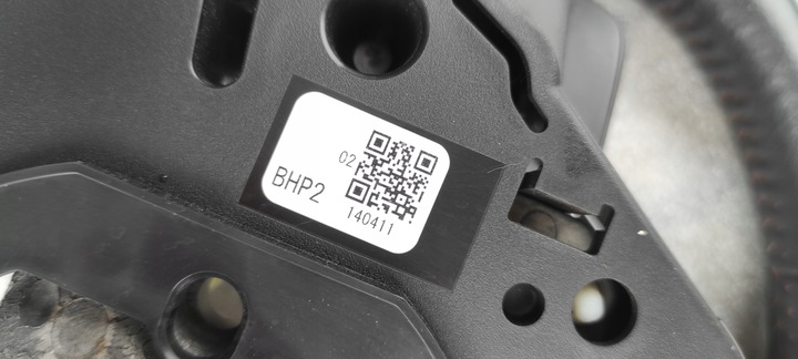 фото №11, Mazda 3 bm руль кожа мультифункция красная nić год 2014