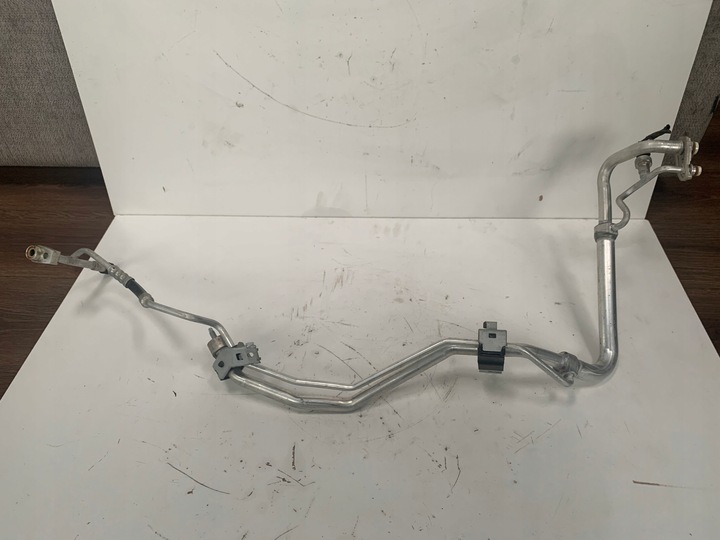 фото №9, Ford втулка стабілізатора mk4 kuga рестайлінг 2023 2024 1.5 eb шланг шланг трубка кондиціонера