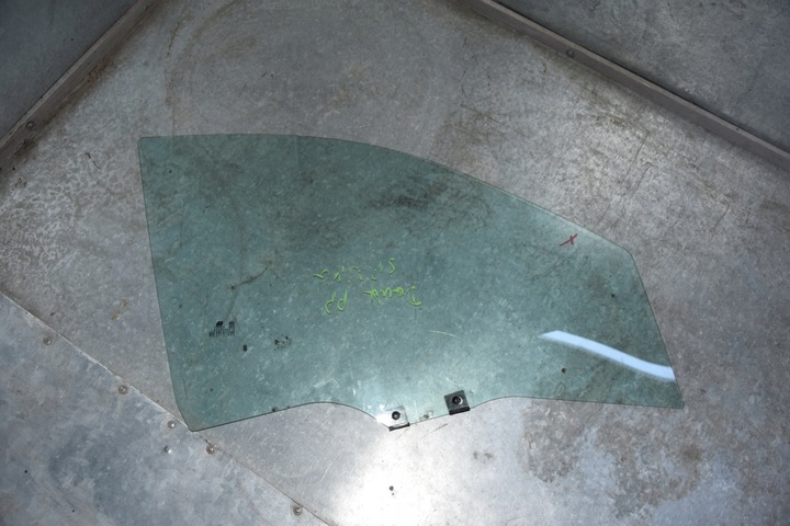 фото №2, Dacia spring стекло дверь правый перед