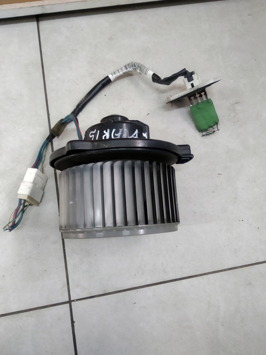фото №1, Повітродувка повітропровід вентилятор toyota yaris i honda 194000-0821