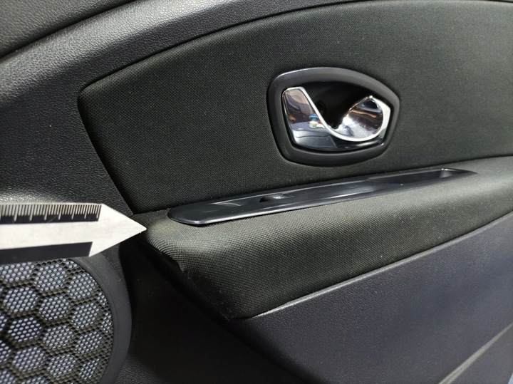 фото №5, Renault megane iii hb 5d оббивка двері перед права