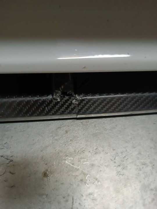 фото №10, Капот крило pas радіатор бампер карбон kol. a 300 bmw 5 g30 g31 lci