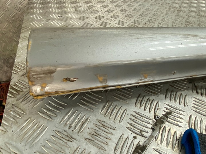 фото №9, Mercedes w221 молдинг пороговая правая amg a2216901040 775