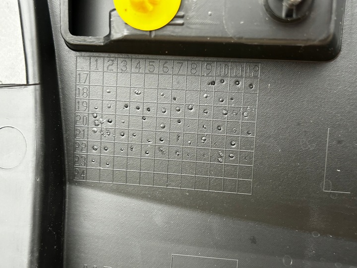 фото №9, Audi e-tron левая планка дверь зад задняя