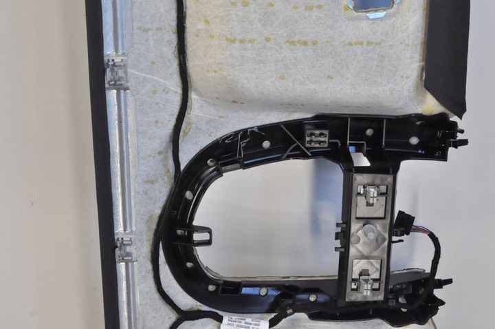 фото №12, Porsche cayenne 9y0 2020r 3.0 гибрид потолок крыша 9y0867501ad чёрная