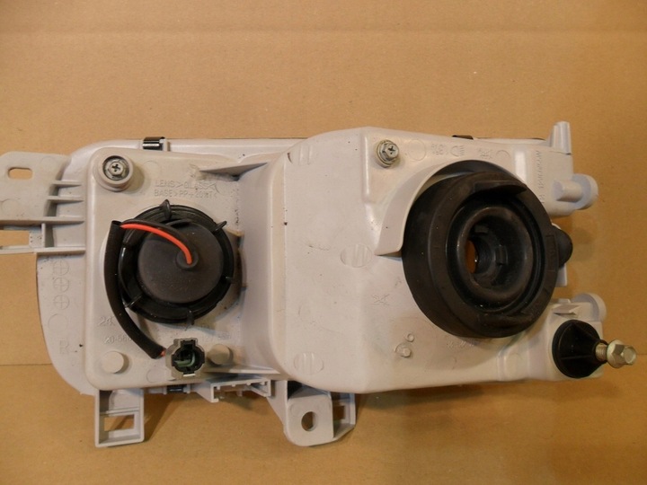 фото №12, Nissan serena c23 1993 1994 1995 фара правые