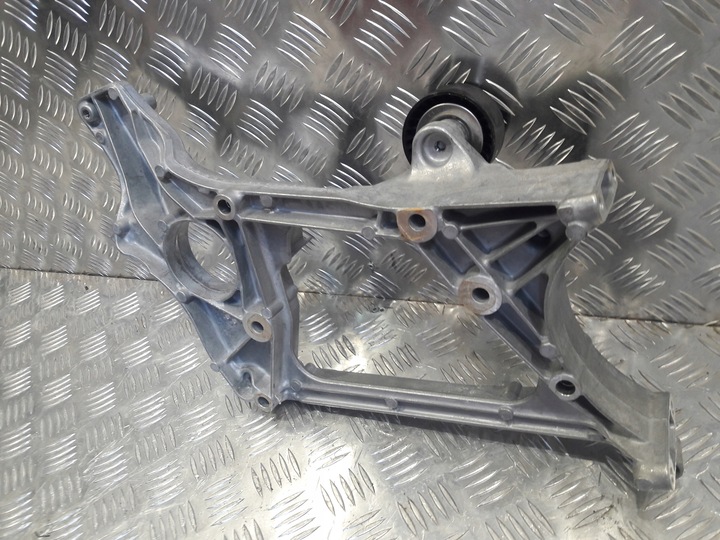 фото №9, Mercedes gle w166 основа лапи кронштейн a6512012009