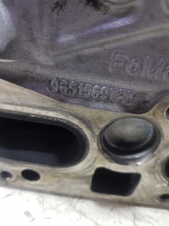 фото №16, Головка вали 9651569780 peugeot 4007 citroen c5 ii 2.2 hdi 10dz18