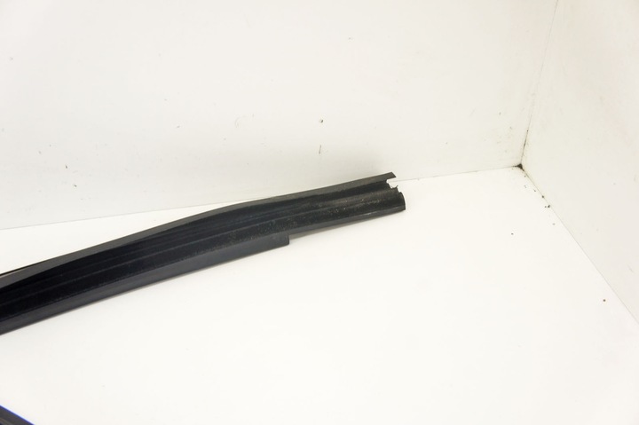 фото №6, Nb287 skoda scala прокладка стёкла правые зад hb