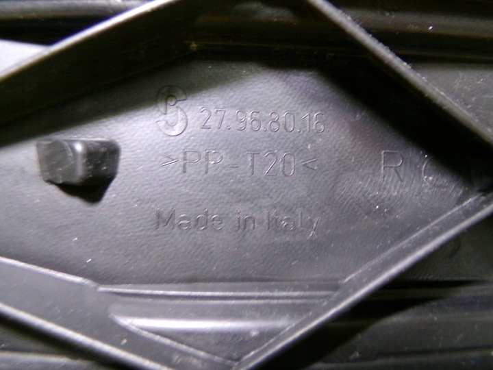 фото №7, Вкладка лампы правое зад smart forfour 27968016 nr282