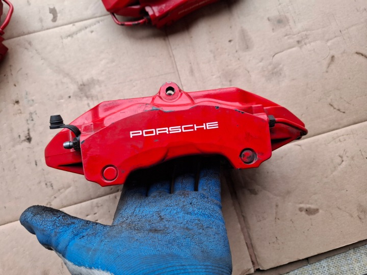 фото №9, Porsche carrera 911 996 супорт гальмівний перед зад 996351430 996352425