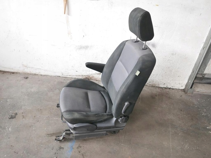 фото №11, Сидіння водія лівий перед переднє mazda 5 i cr 05-