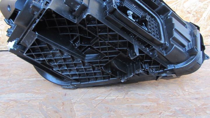 фото №12, Передня ліва лампа mercedes w247 b-klasa повний led