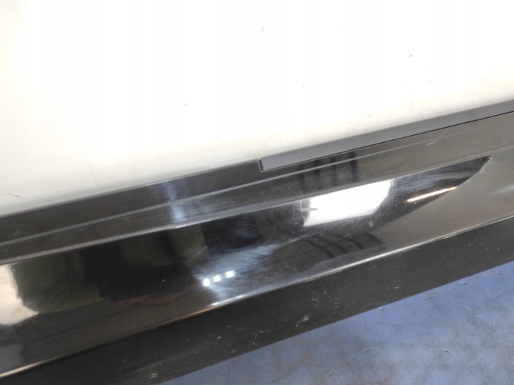 фото №6, Bmw 1 e87 рестайлінг 5d планка порогова права 668