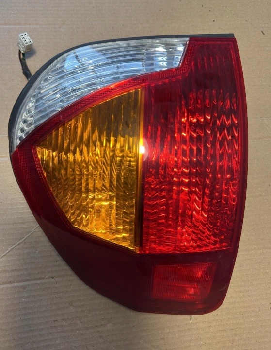фото №9, Фара задняя левая сторона hyundai santa fe 2000 - 2004 92401-26020