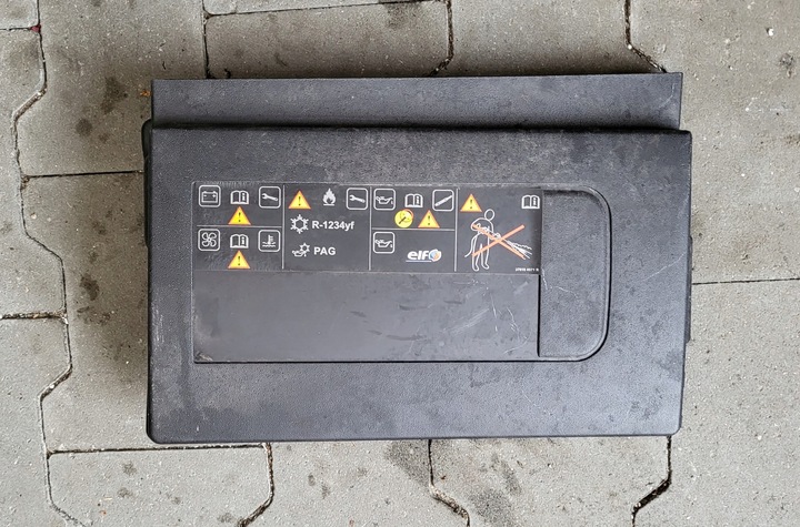 фото №1, Trafic iii vivaro b 14 крышка акумулятора