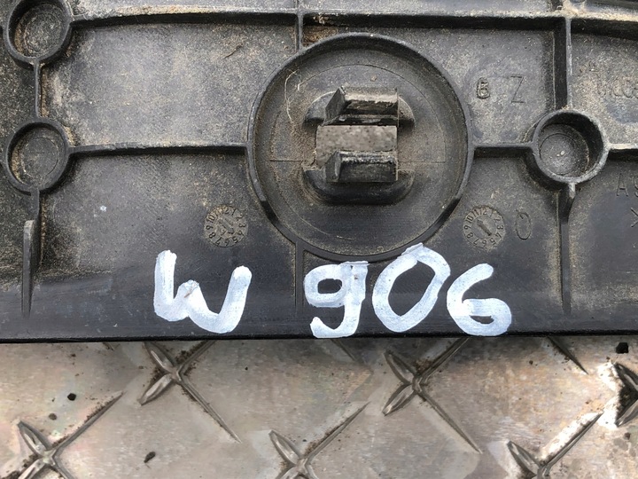 фото №10, Защита порога багажника mercedes sprinter w906