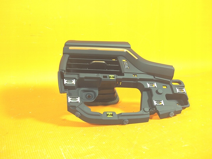 фото №9, Audi a4 8w b9 36km ґрати повітропровід консолі комплект 8w1820902e