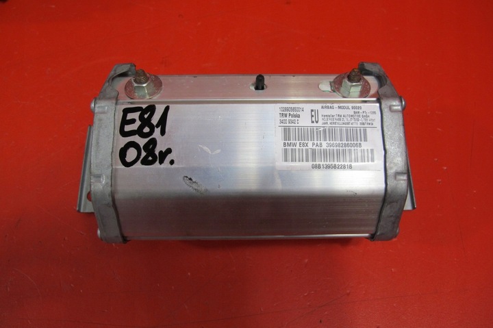 фото №8, Bmw 1 i e81 рестайлінг e82 e87 e88 панель консоль подушки подушка безпеки натягувачі kpl eu