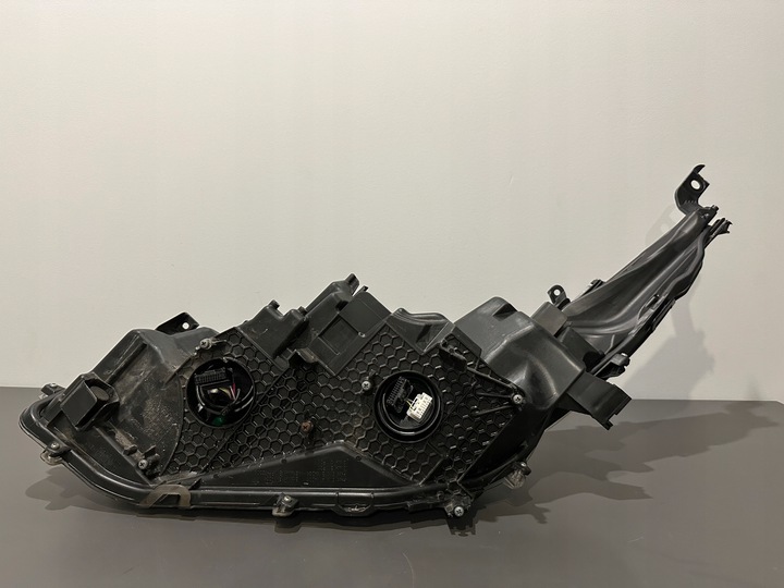 фото №15, Toyota prius prime лампа права повний led європа 2 модулі