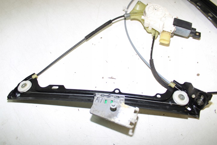 фото №5, Склопідйомник правий перед 7119202 983573 bmw e92 06-10 купе
