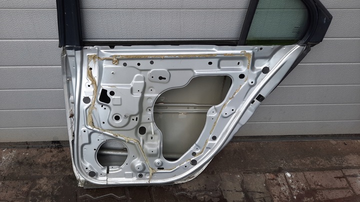 фото №15, Двері зад задні праві nissan primera p12 hb