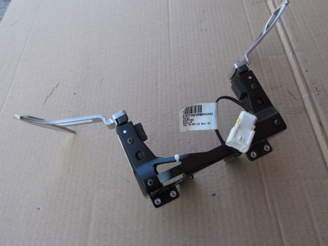 фото №7, Maserati quattroporte vi 2015r. лепестки подрулевые рычаги pod рули 670040838