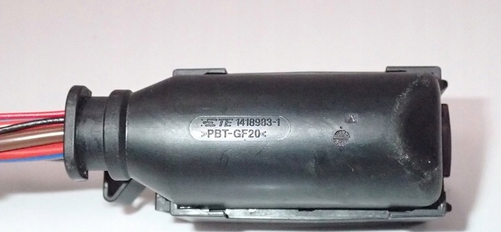 фото №7, Разъём штекер соединитель audi a4 b8 q7 4l 4e0973812a