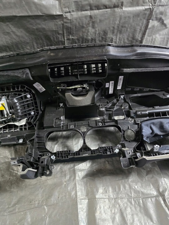 фото №13, Торпедо консоль pulpit mercedes e-klasa w213 a2136809404