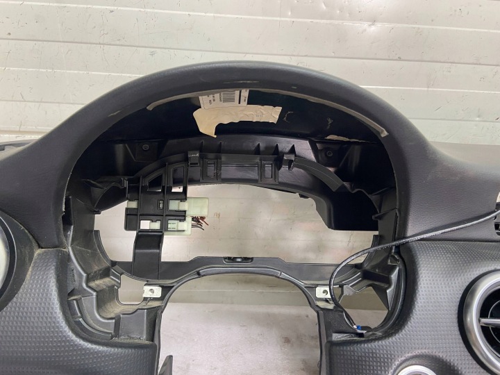 фото №5, Mercedes a класс w176 торпедо раздаточная капот консоль a1766801087 9h68