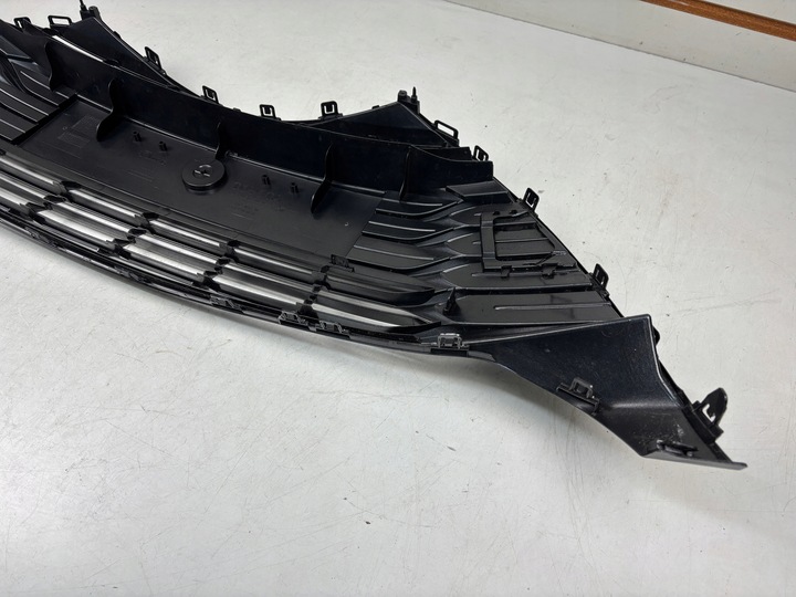 фото №10, Решітка середня бампера передньої toyota yaris iii рестайлінг 53102-0d130