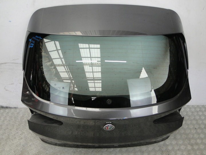 фото №2, Alfa romeo stelvio 2019r крышка зад багажника 035