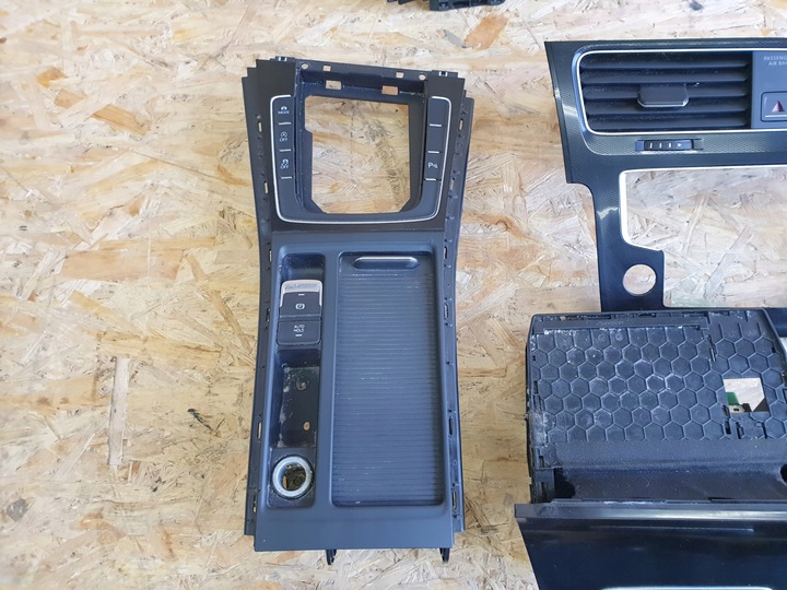 фото №5, Golf vii декоры планки декоративный gtd