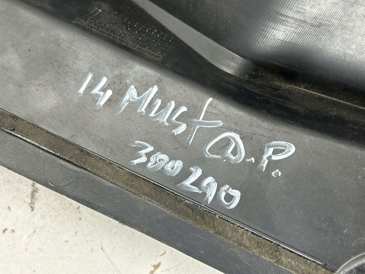 фото №11, Панель под лобовым стеклом правая сторона ford mustang v ar3363018a14ae