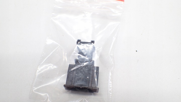 фото №10, Нова штекер роз'єм vw audi skoda seat 1j0972712 1j0 972 712+ контакти