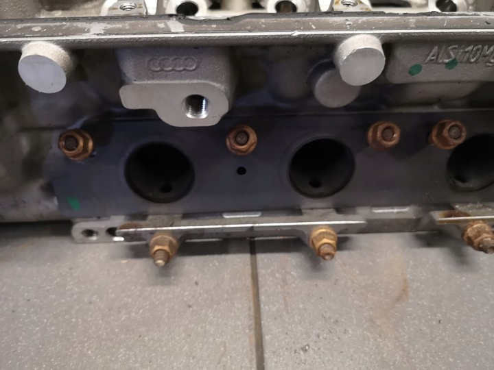 фото №9, Головка права 4.2 fsi s5 rs5 rs4 079103374bn голий