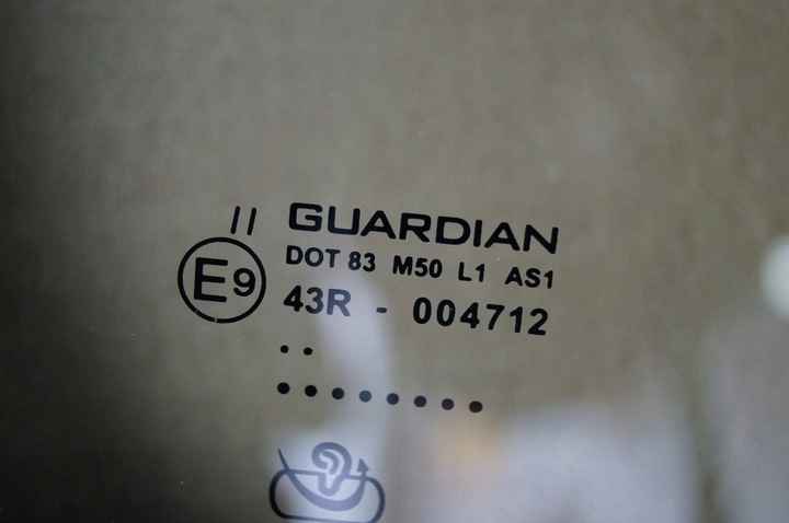 фото №2, Скло передня лобове audi q7 4m датчик 2015-