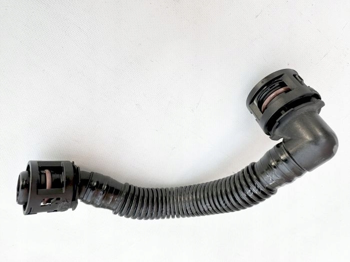 фото №1, Ford focus c-max 1,0ecoboost шланг трубка вентиляция картера cm5g-6k817-cb