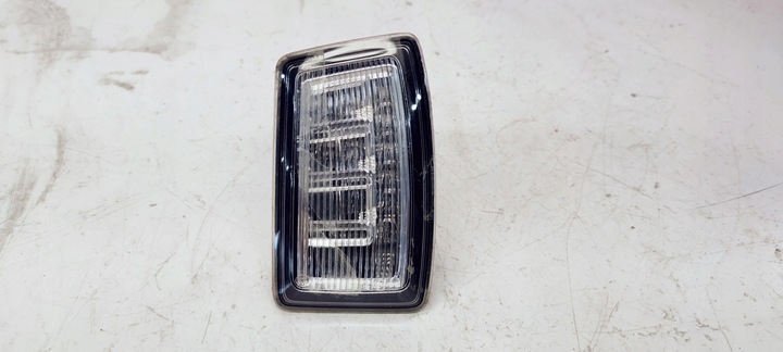 фото №1, Лампа правые зад pod крышка багажника audi a1 8x0945096