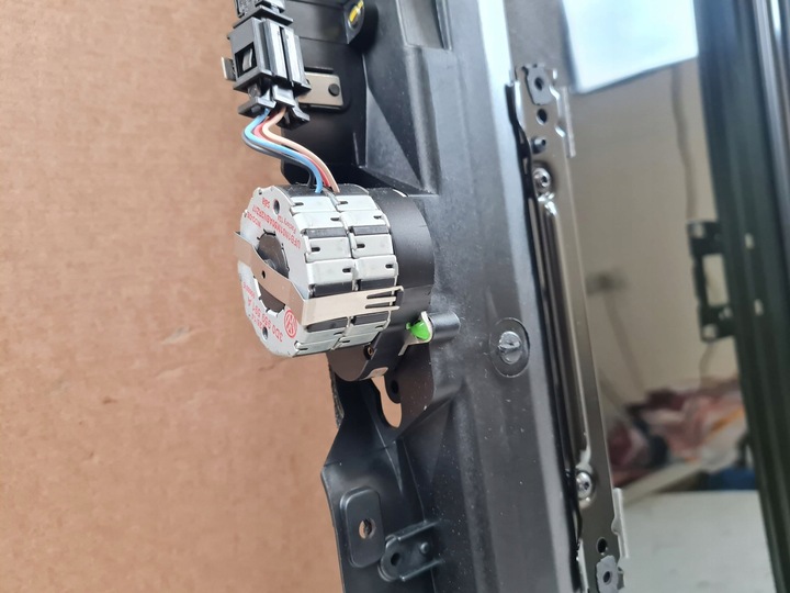 фото №16, 2015 bentley flying spur люк комплектный 4w0877041