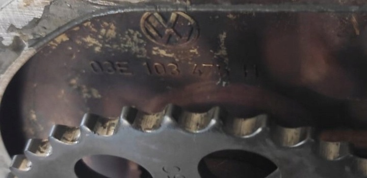 фото №5, Крышка клапанов валы распределительный вал vw skoda seat 1.2 12v 03e103475h
