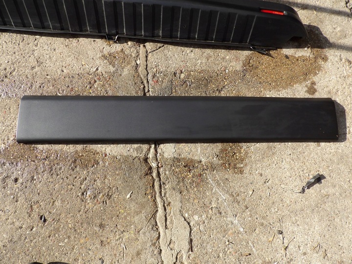 фото №1, Планка двері зсувних лівих 828210159r renault master iii 3