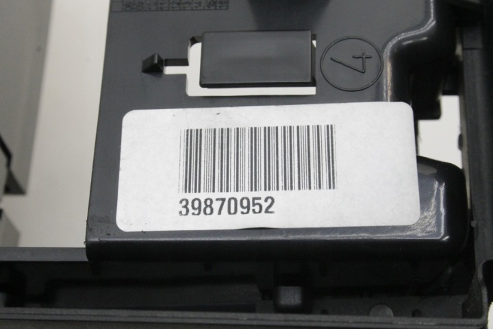 фото №7, Подлокотник volvo v70 iii bw 39870952 2.0l дизель 100kw 2008