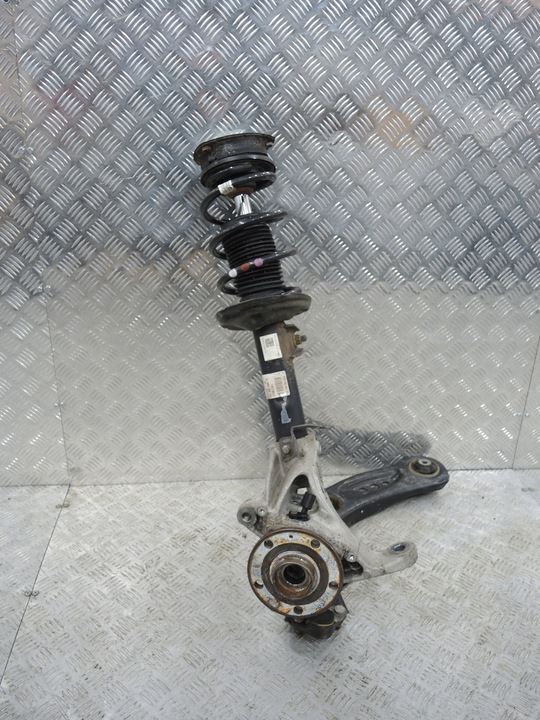 фото №1, Vw golf vii r 2.0 tsi підвішування поворотна опора ліва